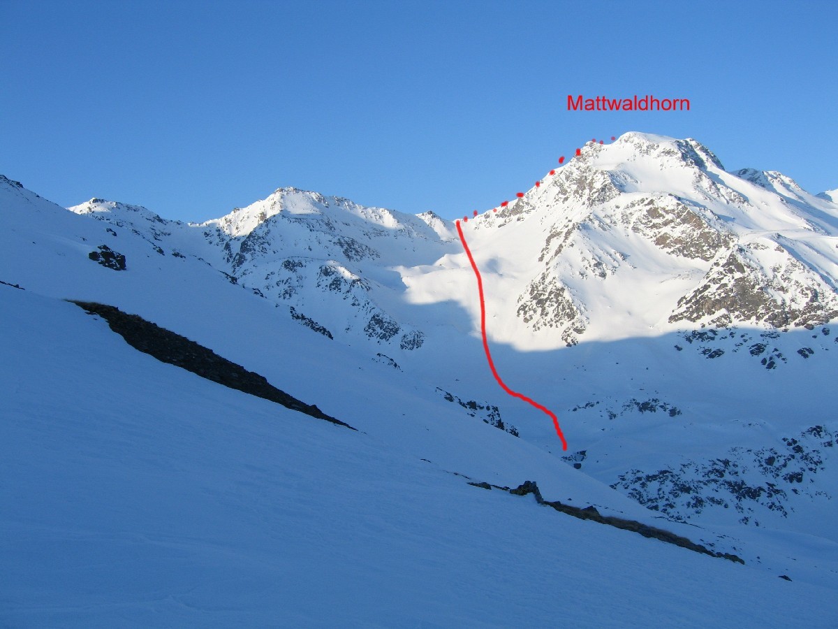Salita alla Mattawaldhorn vista dalla sella:sulla sinistra il lungo traverso da fare