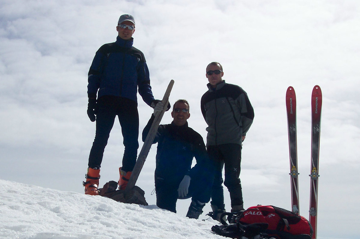 Les 3 au sommet