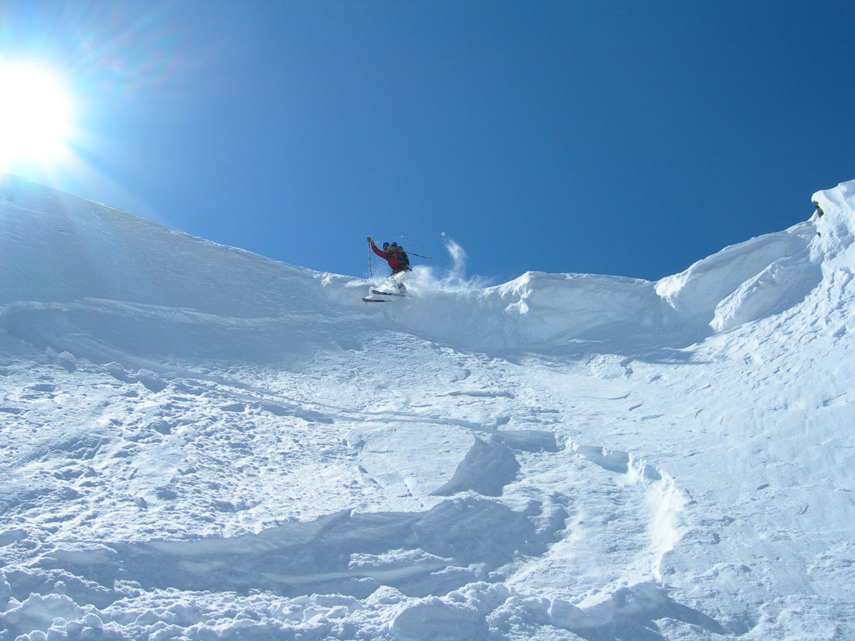 Fabrice au passage de la corniche au col du couloir Combaz