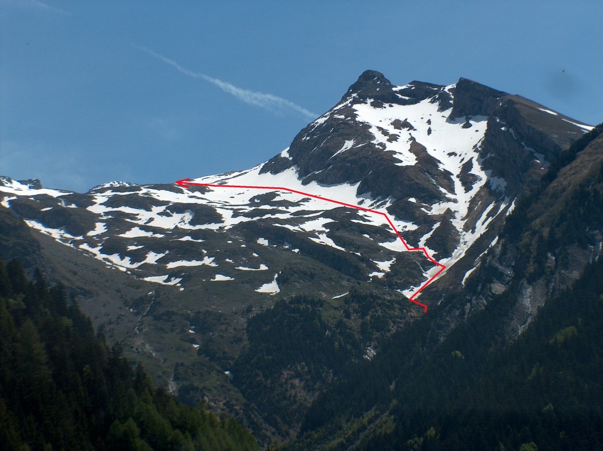 Depuis Chantelouve, vue sur le Vallon de la Malsanne.