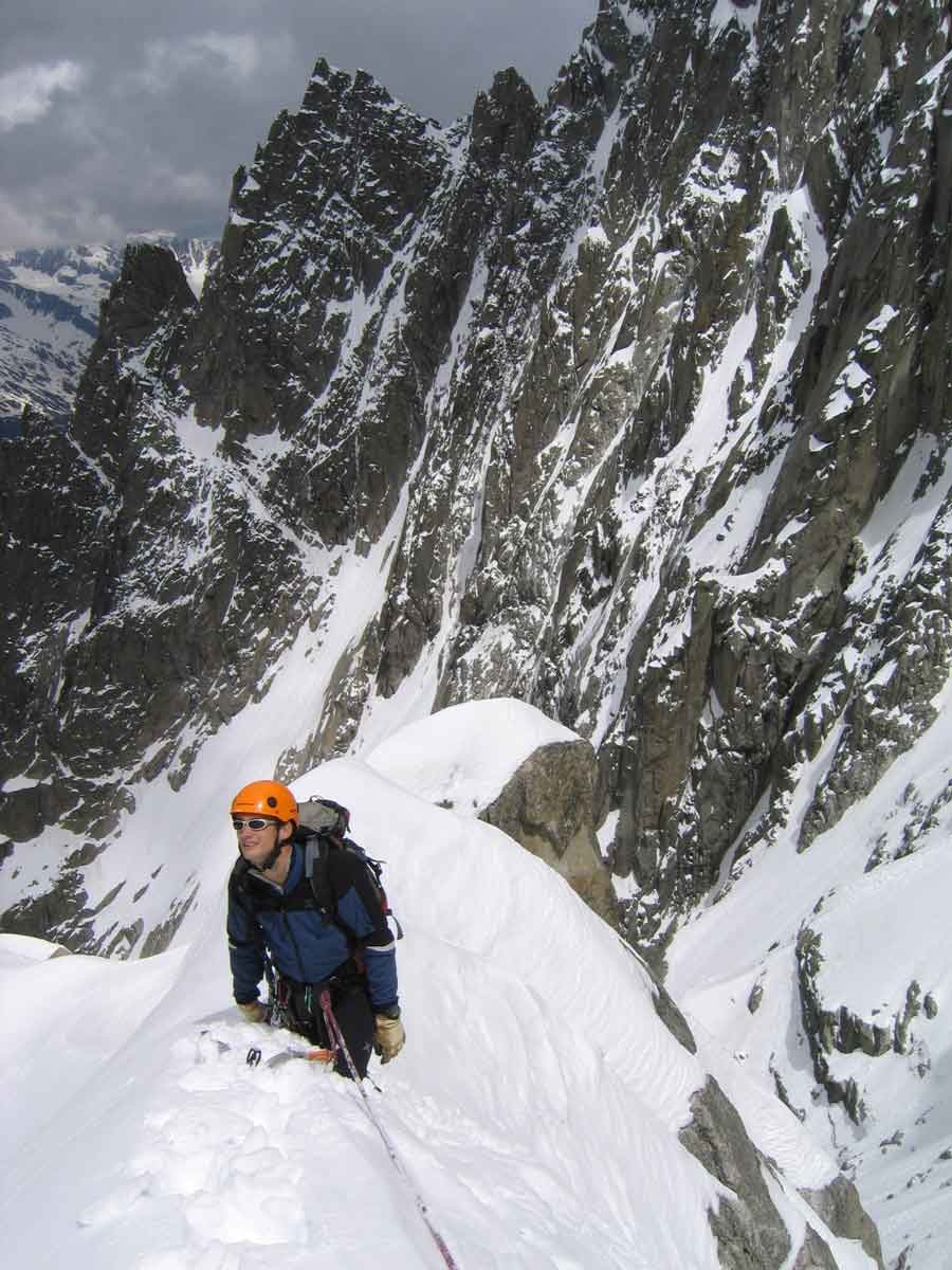 Sur l'arete médiane
