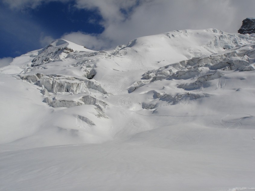 Castor - descente par le Schwarzeggletscher
