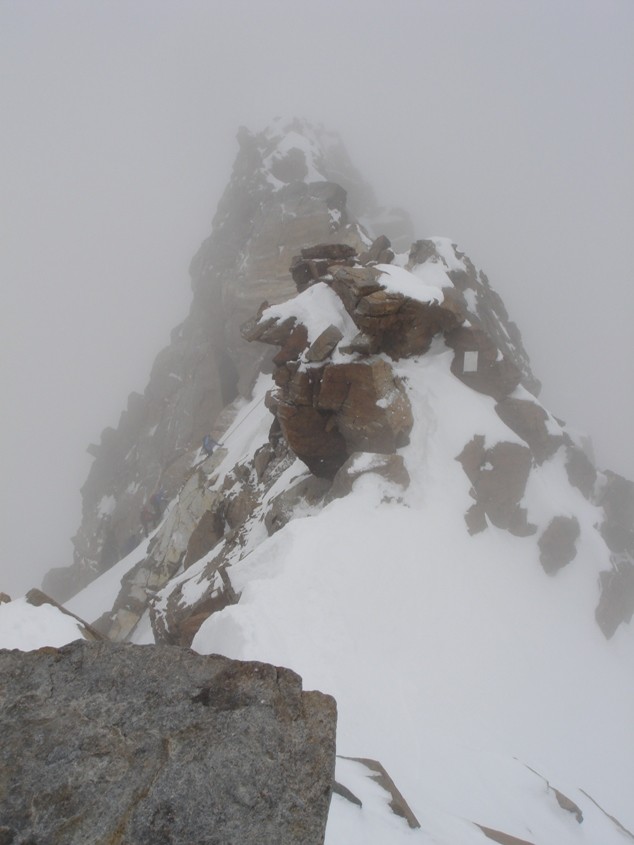 Monte Rosa - par le Silbersattel (Nouvelle voie normale hiver?)