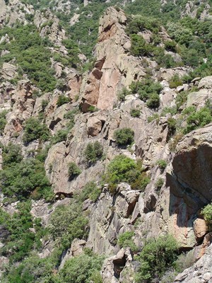 Caroux Tour Carrée d'Amont, vue du sommet d'Aval