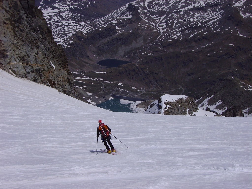 sul ghiacciaio del carro - vista sul lago serrù