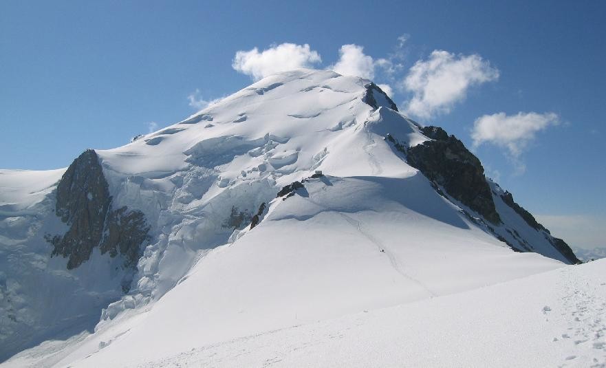 Mt. Blanc (4807m)- vue depuis le Dôme du Goûter (4304m)