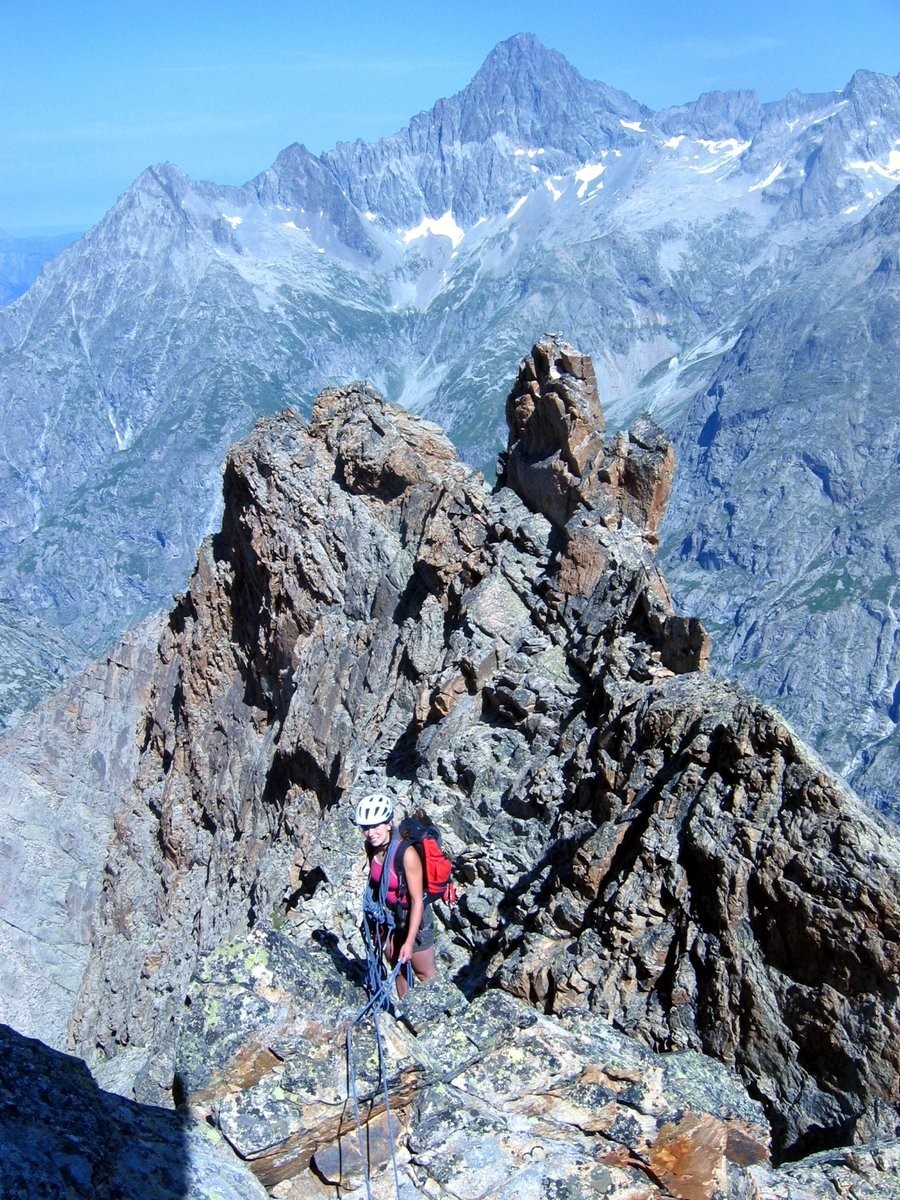 Arête NW de la grande aiguille de la Bérarde