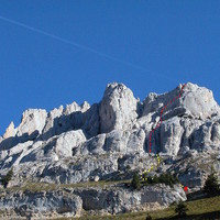 Pointe E du Midi ( Pointe Dzérat ) 2278 m Arche à Gauche