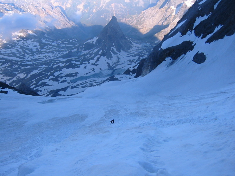 L'aiguille de la vanoise vue des grands couloirs
