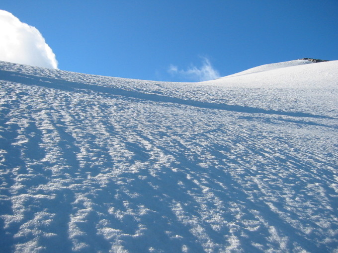 En arrivant au col des grands couloirs