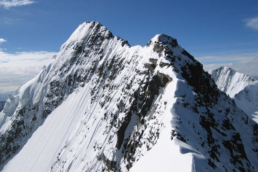 KangYatse (6400m) -arête sommitale