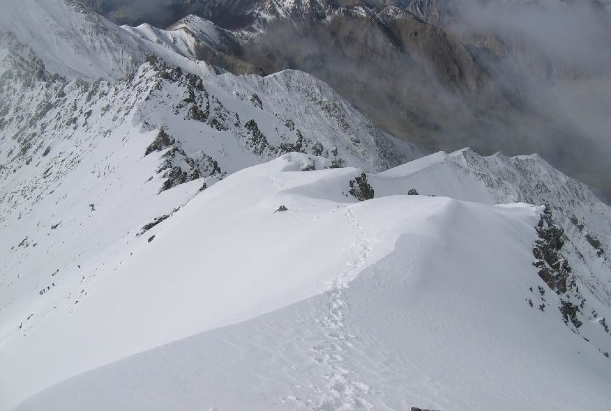 Stock Kangri (6123m) parcours d'arête