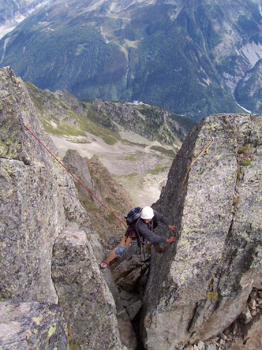La Cathédrale, Voyage au bord du gouffre.