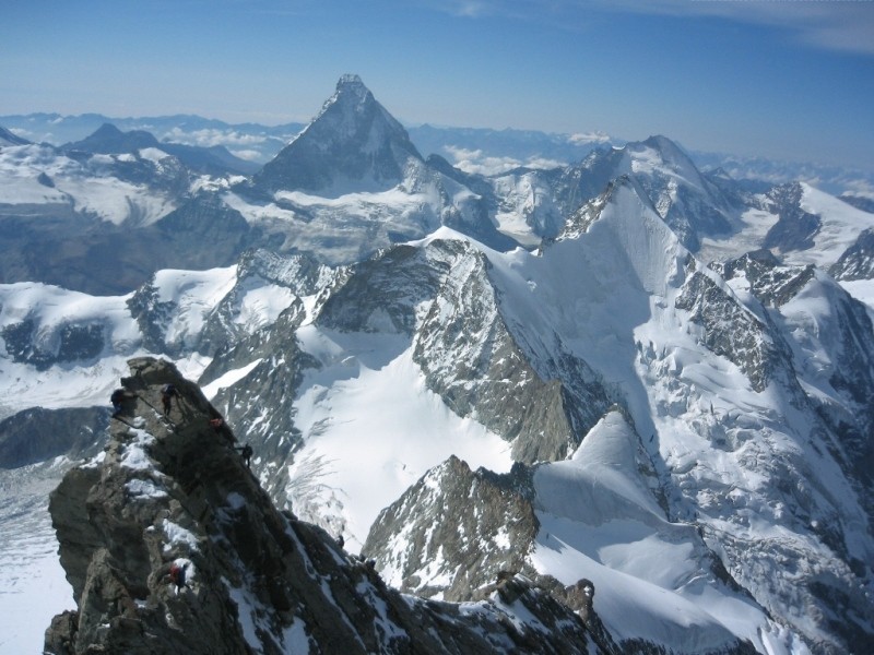 Vue du sommet du Zinalrothorn, no comment !