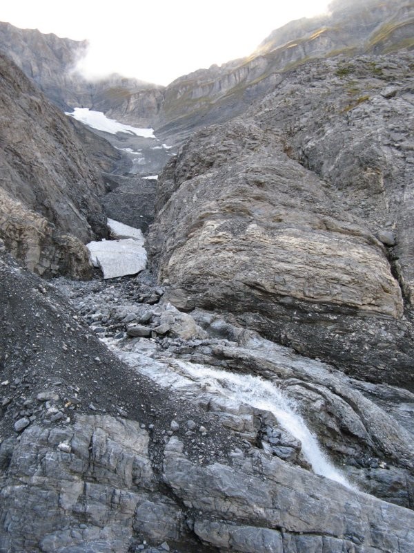 Névé en bas du glacier de Finive