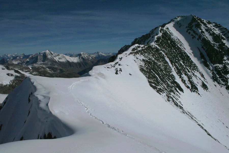 L'arête sommitale de la Dent Parrachée