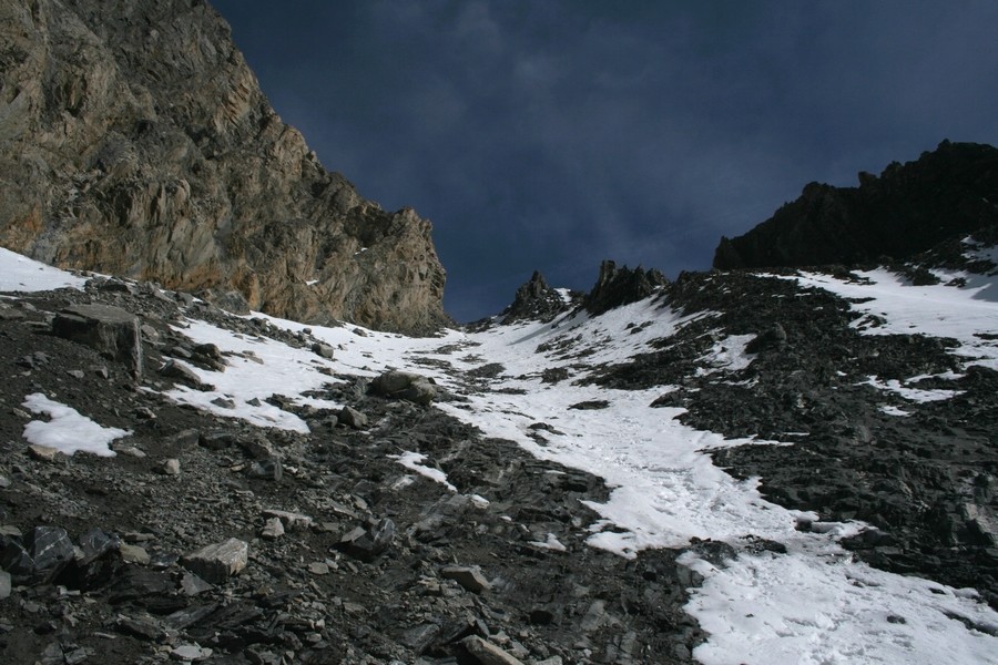 Le couloir de la Brèche de la Loza