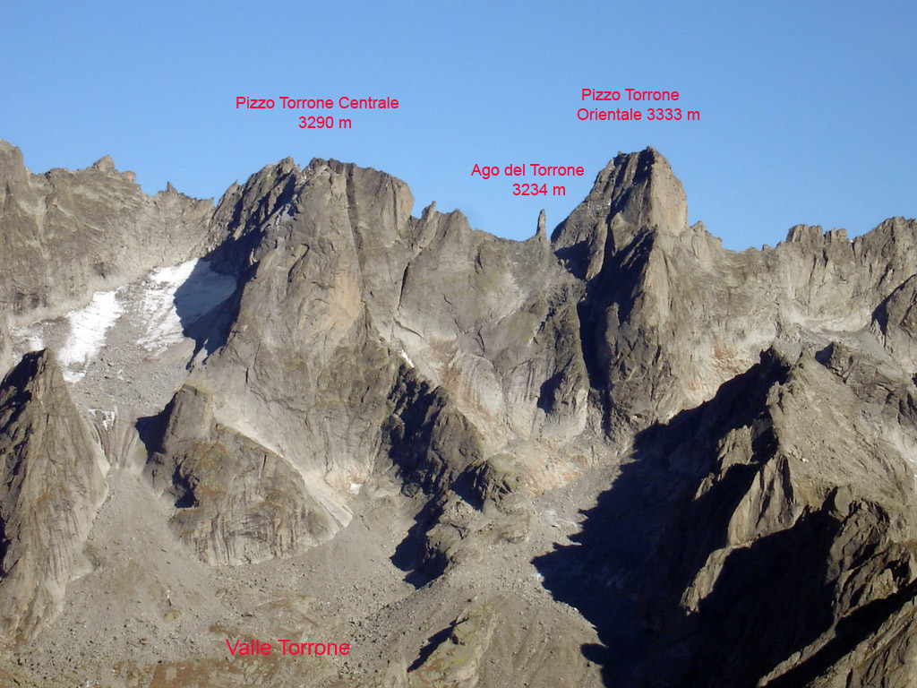 Panorama sui pizzi di Valle Torrone, dalla Cima d'Arcanzo 2714 m.