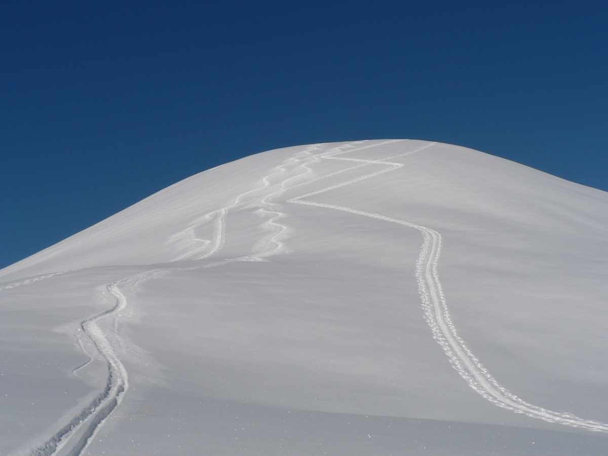 en arrivant au sommet