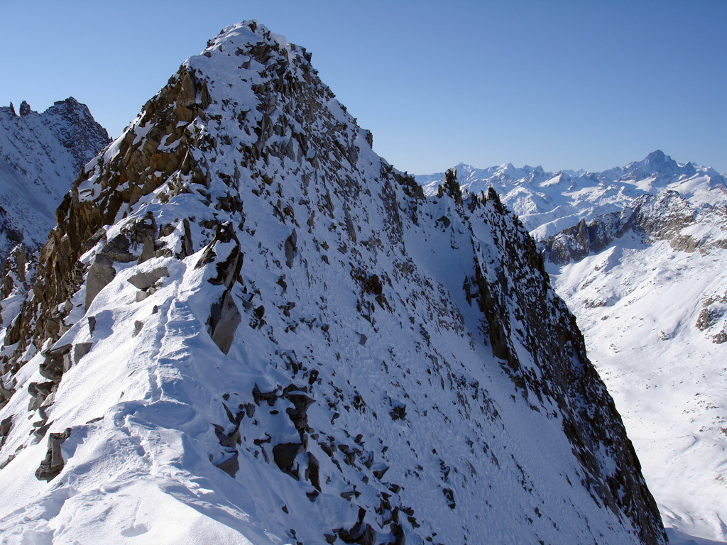 Il Gerenhorn 3078 m da NE.
