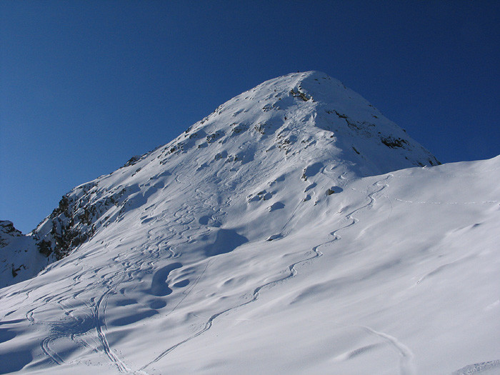 Corno Stella, discesa per lo spallone Nord