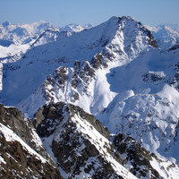 La Cristallina 2911 m versante NW, vista dal Poncione di Valleggia 2873 m.