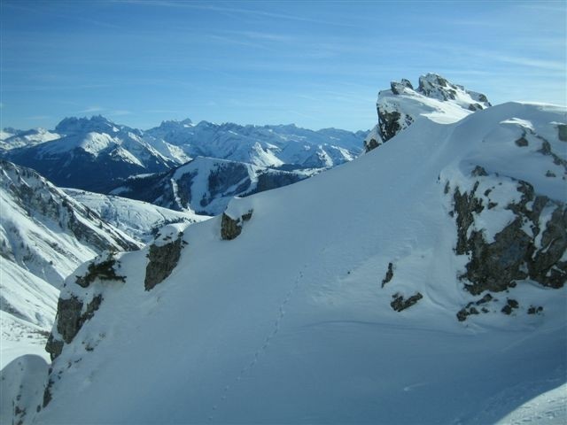 Dents du Midi sous le Col de Chalune