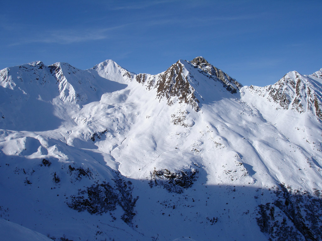 Il versante Est del Monte Toro 2524 m (Val Cervia).