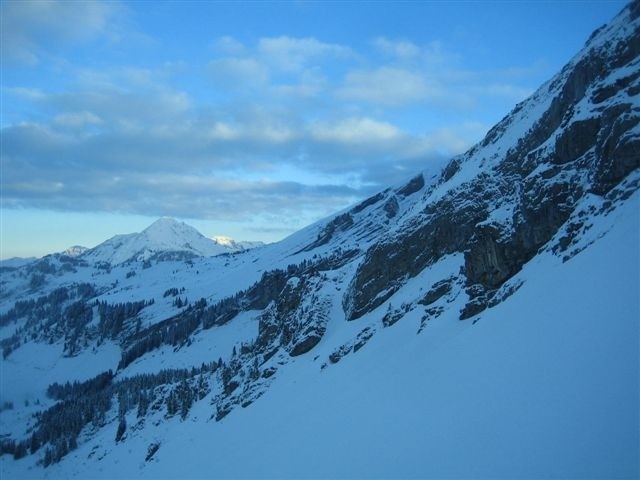 Mont de Grange au loin depuis la Combe du Brochau
