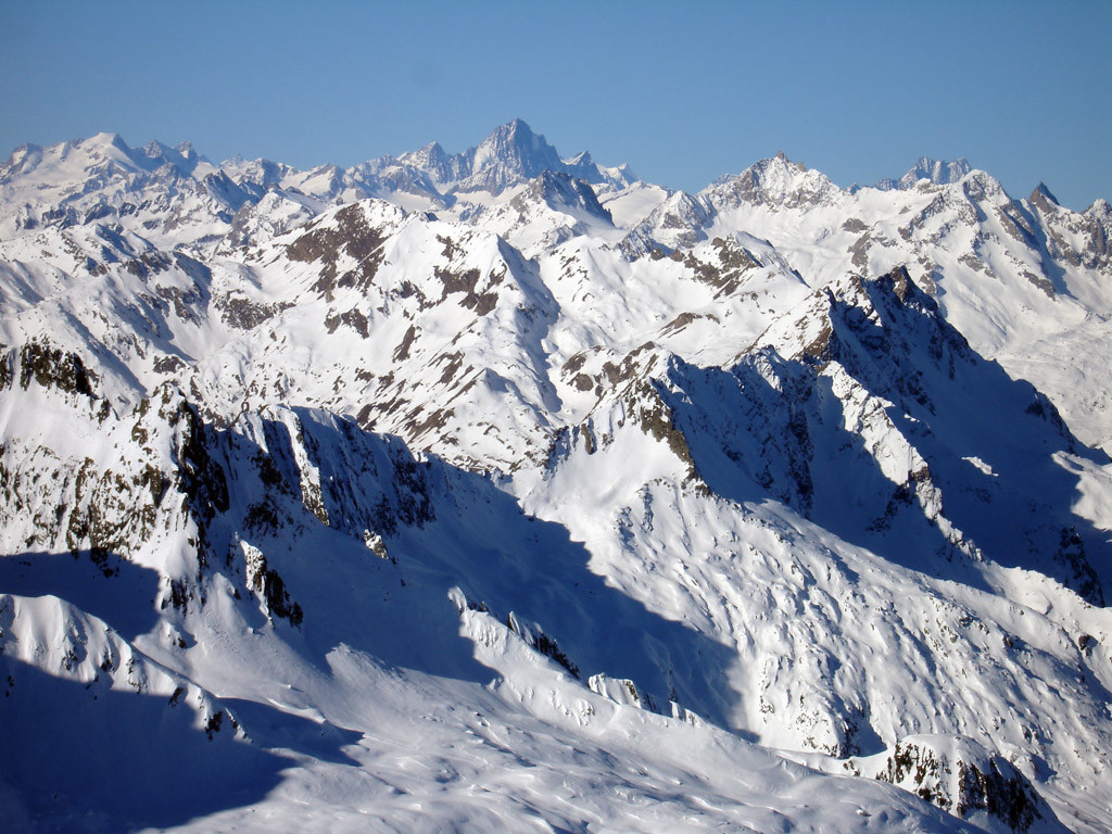 Panorama dalla cima del Poncione di Tremorgio 2669 m.