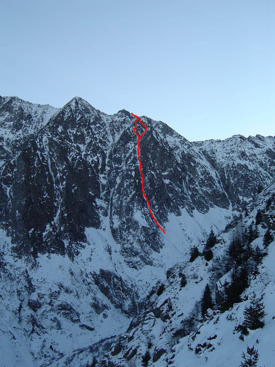 "The North Way " dans la face W du Petit Armet