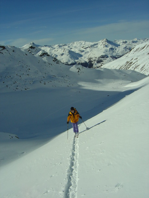 Dans le vallon de Barneuza sous le col des Arpettes