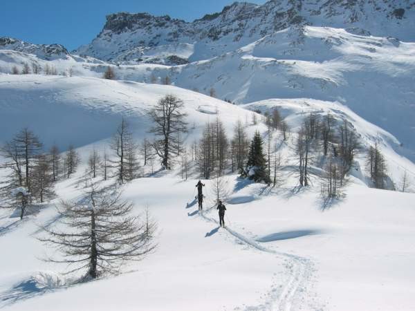 Salendo al Grosses Schinhorn, sul pianoro del Massersee.