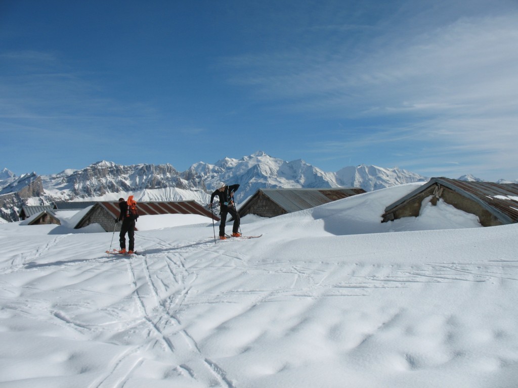 Pte d'Areu retour sur les Chalets de Vormy
