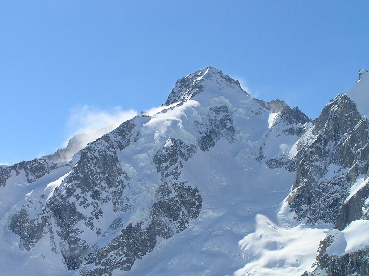 Face nord du Dolent en montant à la Grande Lui