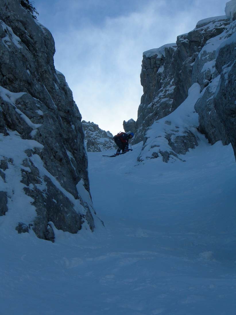 Sam au-desus du 1er ressaut du couloir