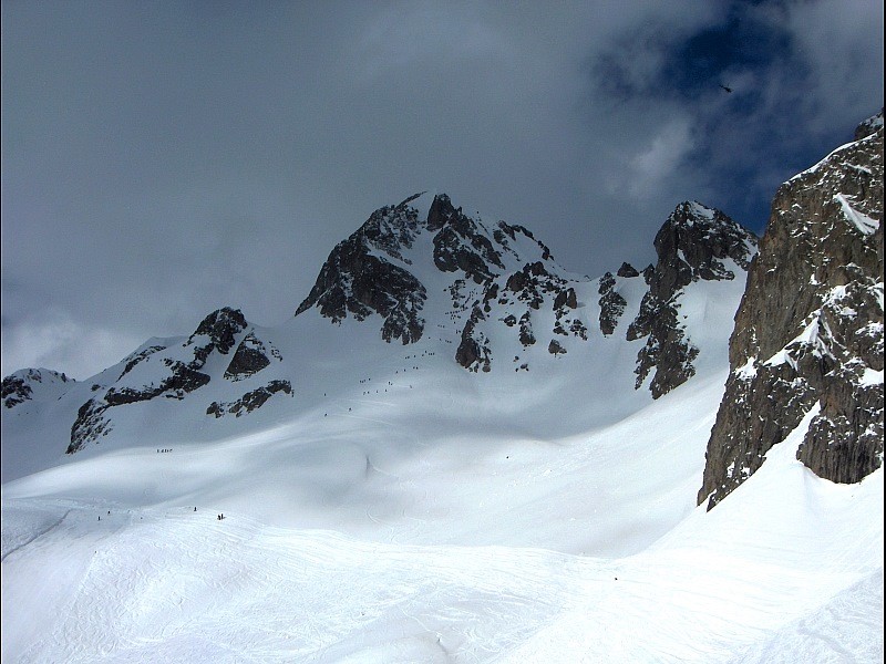 Montee au col des Crochues