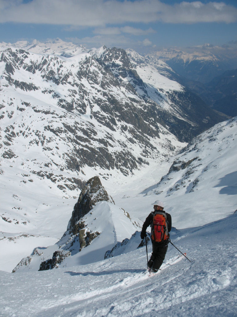 Le couloir de gauche rejoint la Combe de l'Homme Mort
