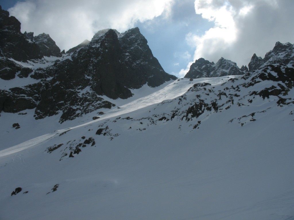 Col d'Encrenaz descente par le versant nord