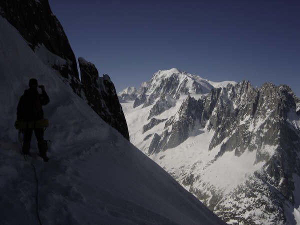 Au pied du couloir de la brêche Cardinal S