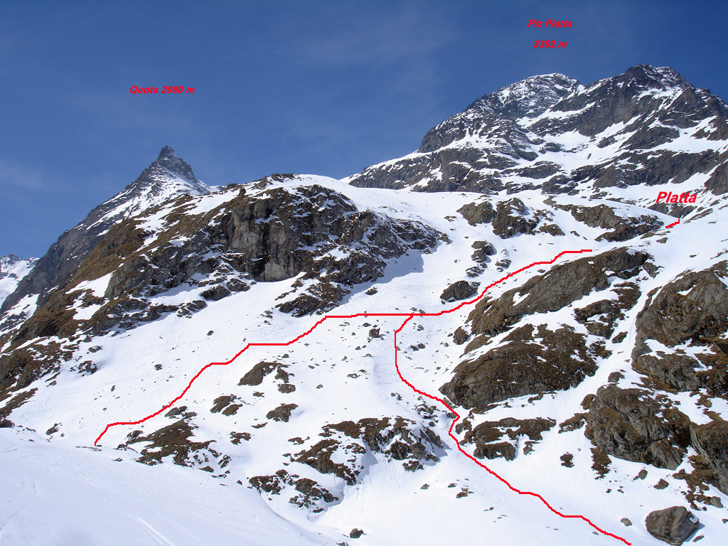 I'itinerario da quota 2260 m circa in Val Bercla, che permette di saliere a Platta