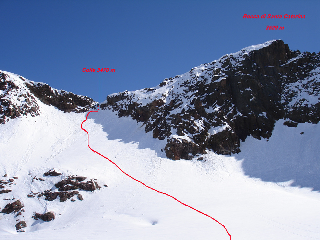 Il ripido versante W del colle di 3470 m.