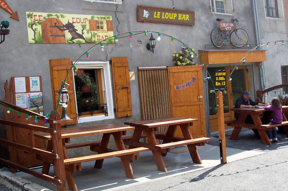 Le "LOUP BAR"