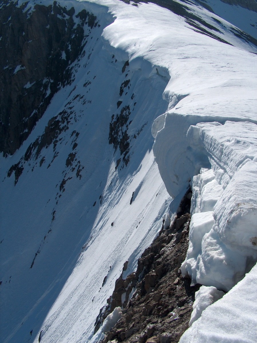 La dangereuse et problématique corniche du Col.