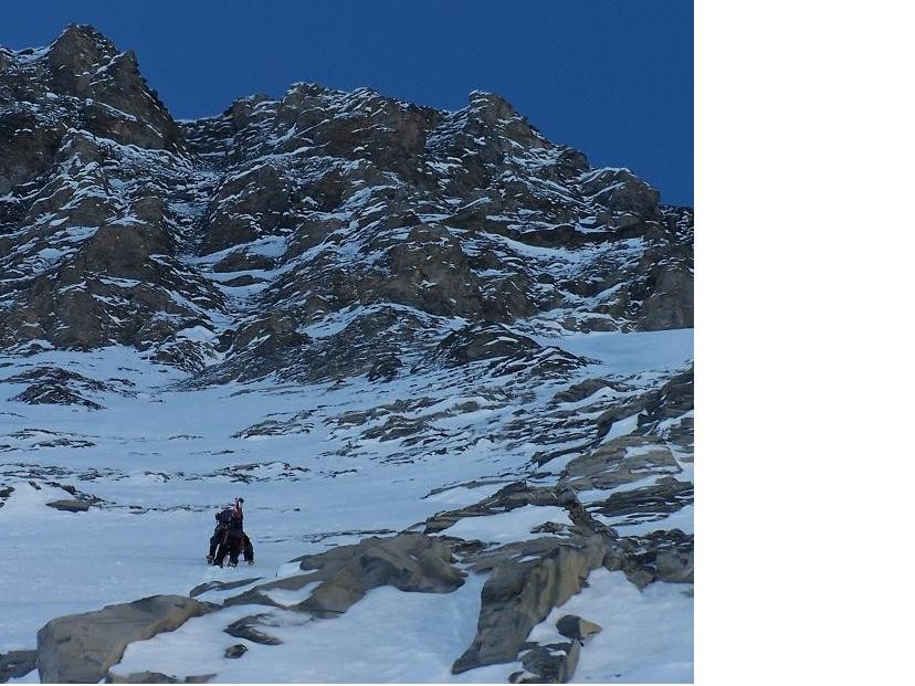 Un peut de cailloux sous la neige