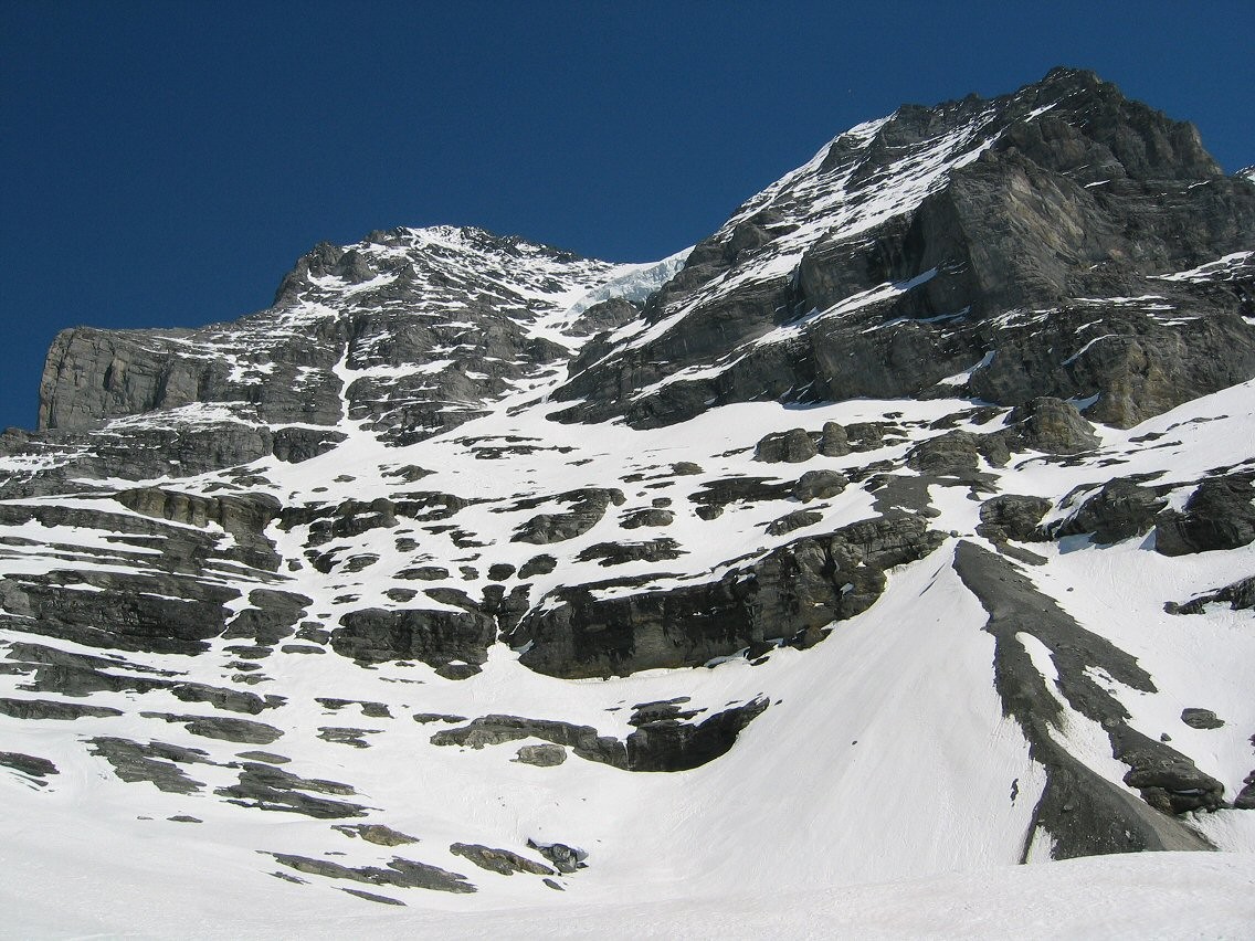 La face W vue de la station Eigergletscher