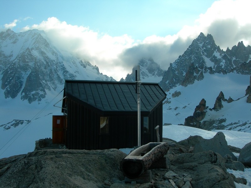 Vue le soir du bivouac d'Envers des Dorées (2980 m)