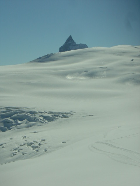 Plateau glacière de Ferpècle en montant à la Dent Sud de Bertol