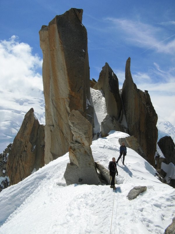 Arête des Cosmiques: gendarmes