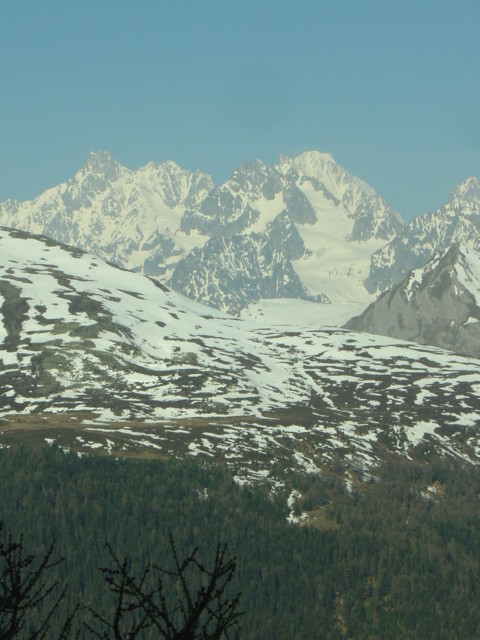 Vue au petit matin sur l'Aig. d'Argentière et le Tour Noir